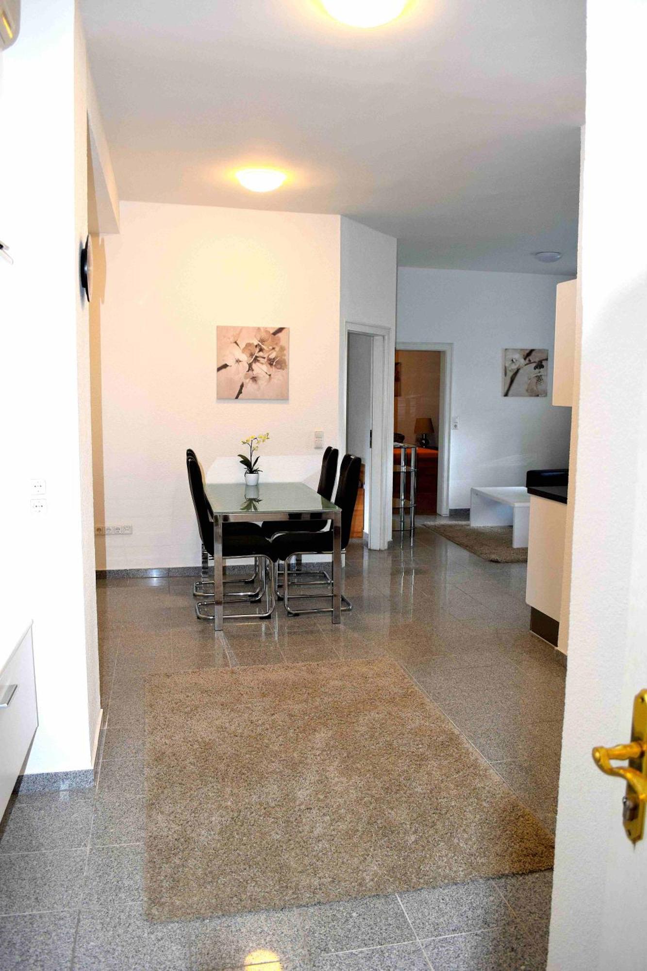 Boardinghouse - Stadtvilla Budget Apartment