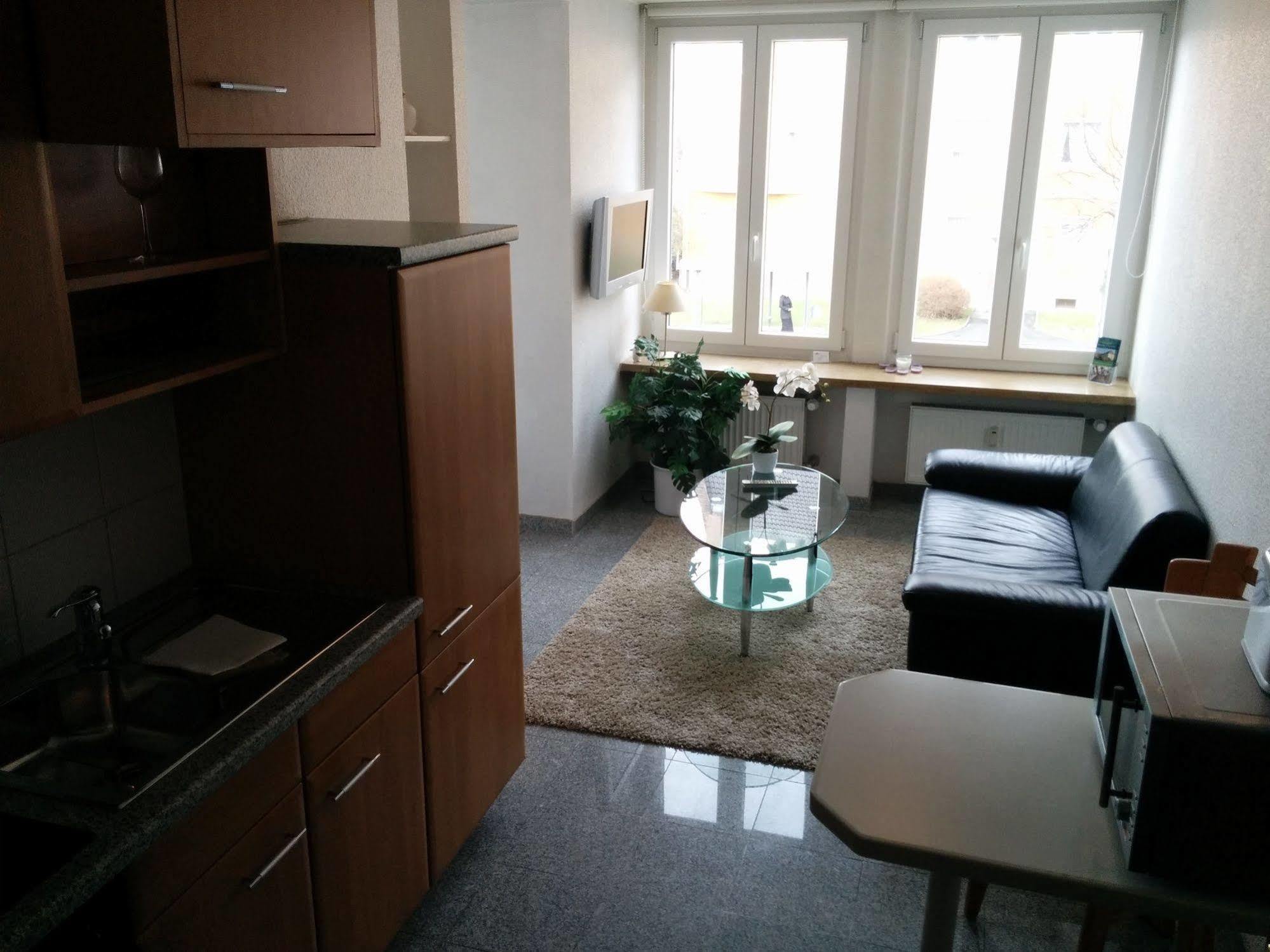 Boardinghouse - Stadtvilla Budget Apartment *
