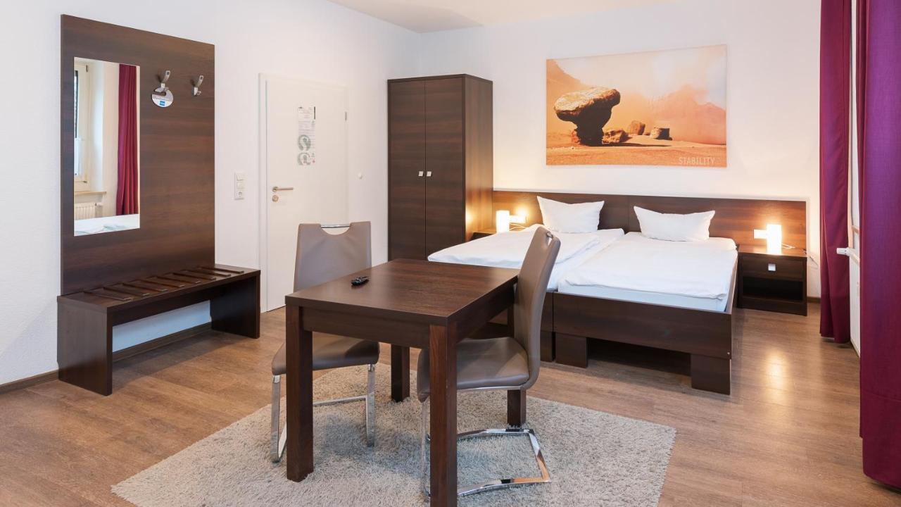 Apartment Boardinghouse - Stadtvilla Budget *