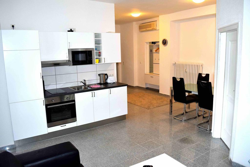 Boardinghouse - Stadtvilla Budget Apartment *